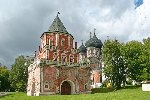 Покровский собор и Мостовая башня в Измайлово 